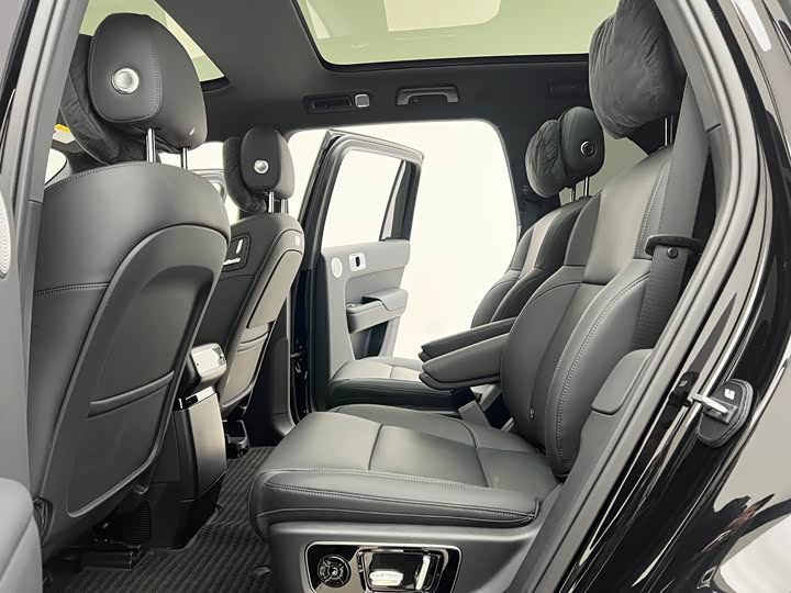 Фото 8 - LiXiang L8