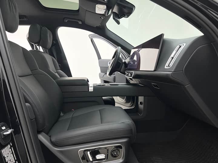 Фото 9 - LiXiang L8