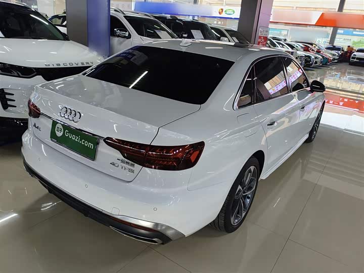 Фото 7 - Audi A4L