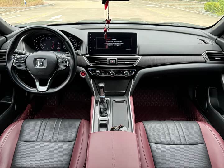 Фото 5 - Honda Inspire