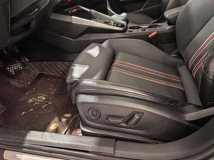 Фото 5 - Audi A3