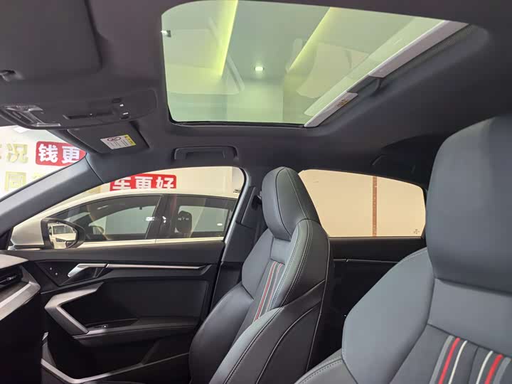 Фото 9 - Audi A3