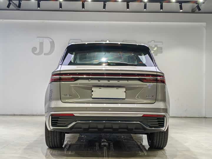 Фото 5 - Geely Monjaro