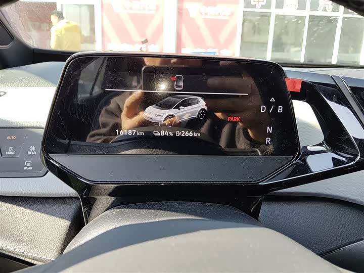 Фото 4 - Volkswagen ID.3