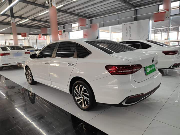 Фото 5 - Volkswagen Lavida