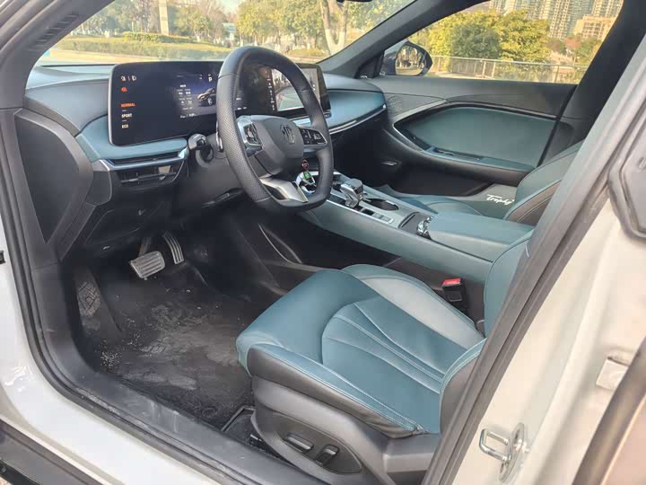 Фото 8 - MG Motor 7