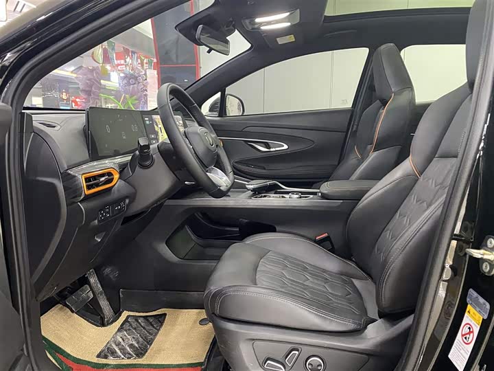 Фото 7 - Changan UNI-T