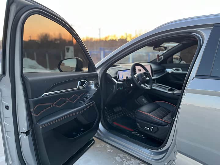 Фото 6 - Haval F7 (Monster)