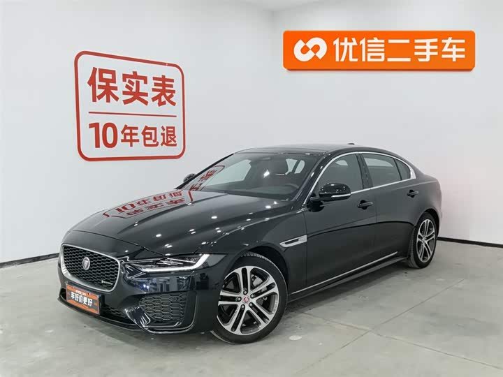 Фото 1 - Jaguar XE L