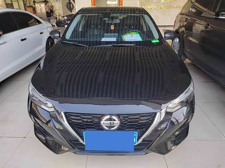 Фото 2 - Nissan Sylphy