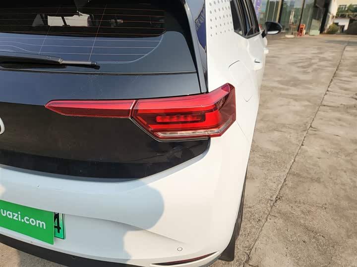 Фото 8 - Volkswagen ID.3