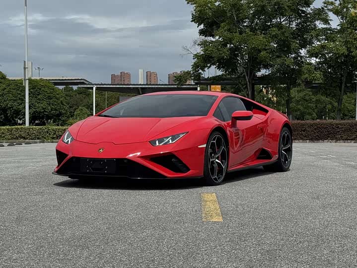 Фото 2 - Lamborghini Huracán