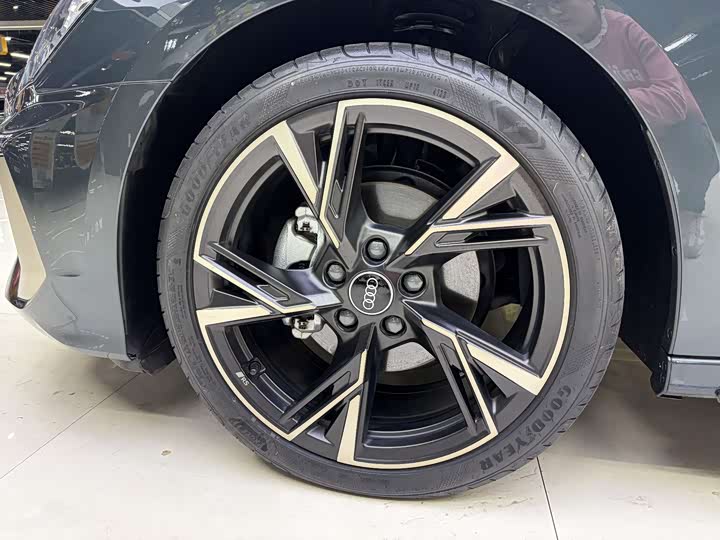 Фото 8 - Audi A3