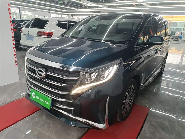 Фото 2 - GAC Trumpchi M8