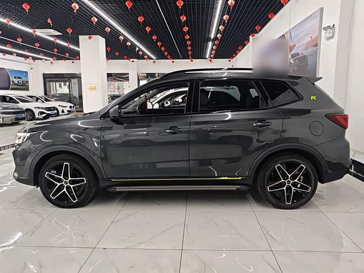 Фото 5 - Roewe RX5