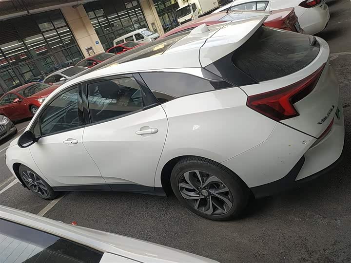 Фото 5 - Buick Velite 6