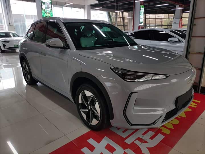 Фото 4 - Geely Galaxy E5