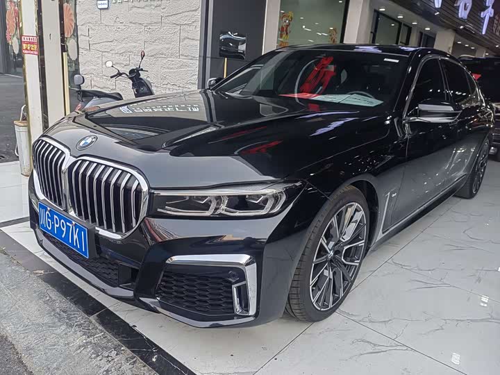 Фото 1 - BMW 7 Series