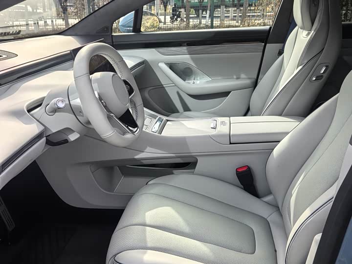 Фото 5 - Luxeed S7