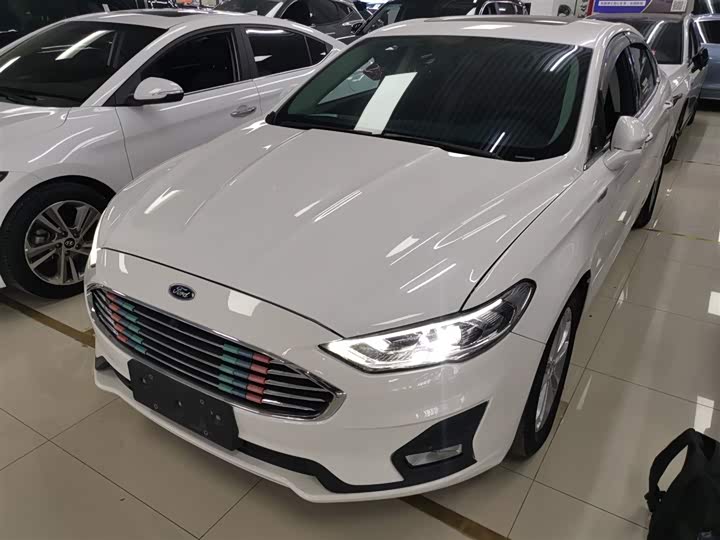 Фото 1 - Ford Mondeo