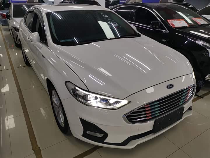 Фото 4 - Ford Mondeo