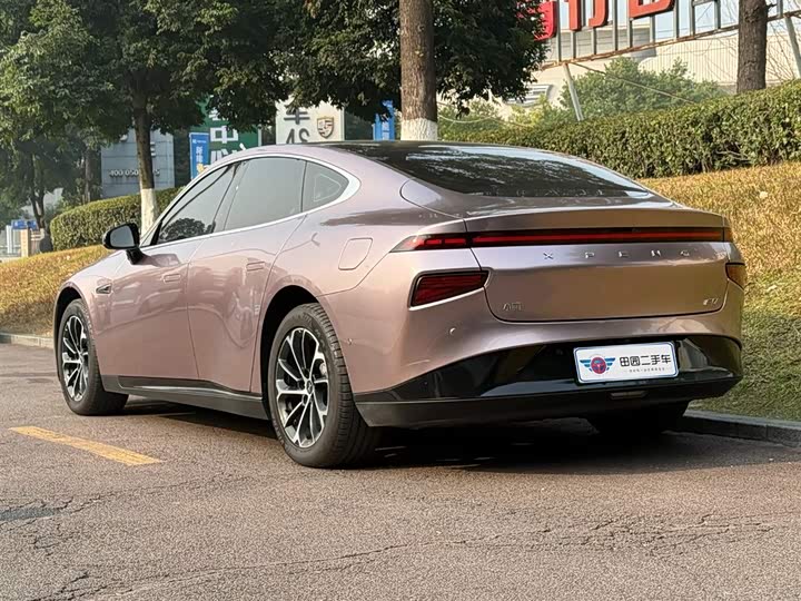 Фото 5 - XPeng P7