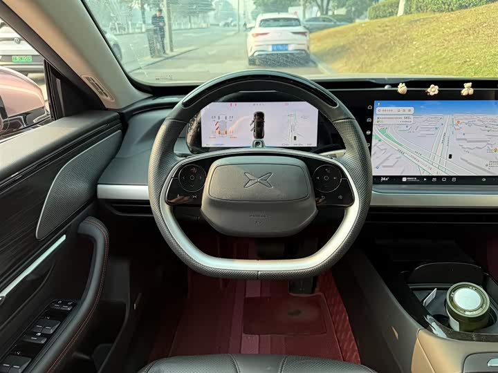 Фото 6 - XPeng P7