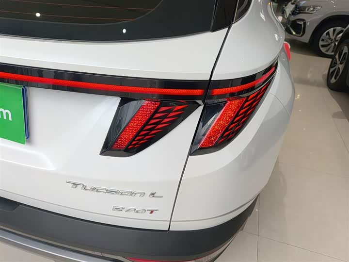 Фото 8 - Hyundai Tucson L