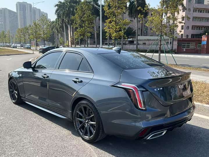 Фото 6 - Cadillac CT4