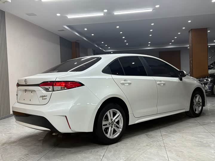 Фото 4 - Toyota Levin