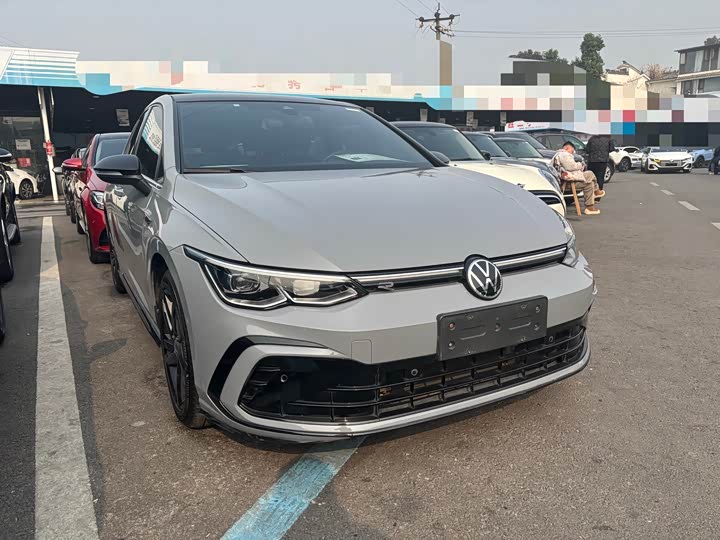 Фото 3 - Volkswagen Golf