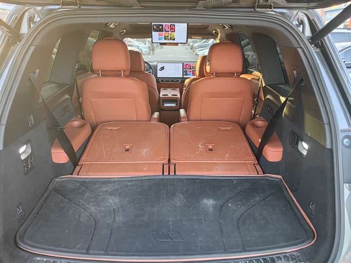 Фото 8 - LiXiang L9