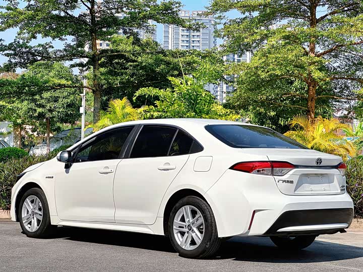 Фото 5 - Toyota Levin