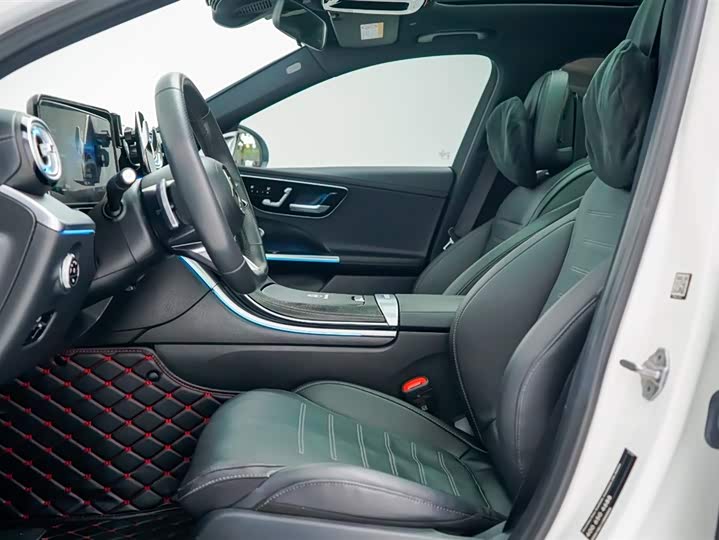 Фото 5 - Mercedes-Benz C-Class