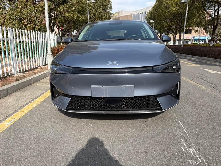 Фото 2 - XPeng P5