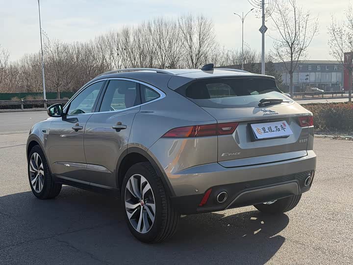 Фото 8 - Jaguar E-Pace