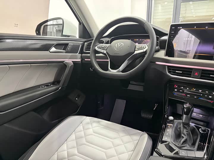 Фото 8 - Volkswagen Tayron