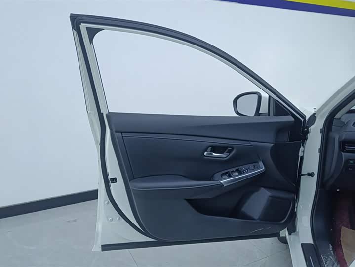 Фото 7 - Nissan Sylphy