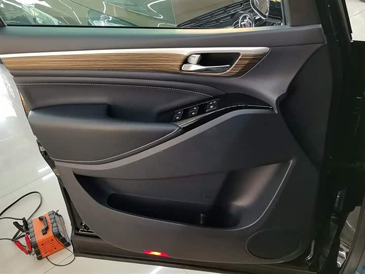 Фото 7 - GAC Trumpchi M8