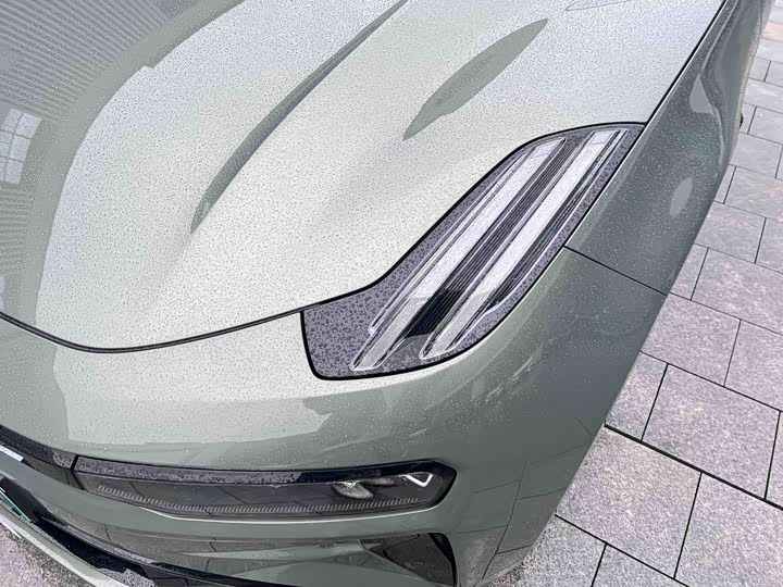 Фото 7 - Zeekr 001