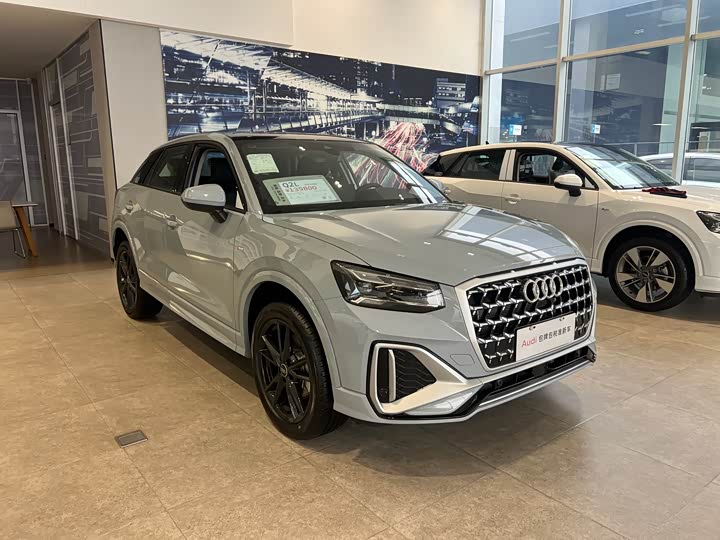 Фото 3 - Audi Q2L