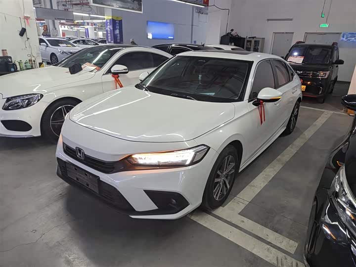 Фото 2 - Honda Civic