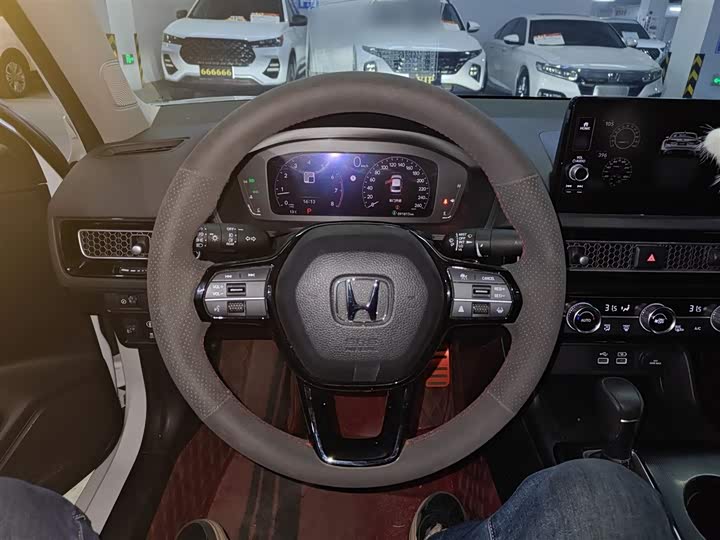 Фото 3 - Honda Civic