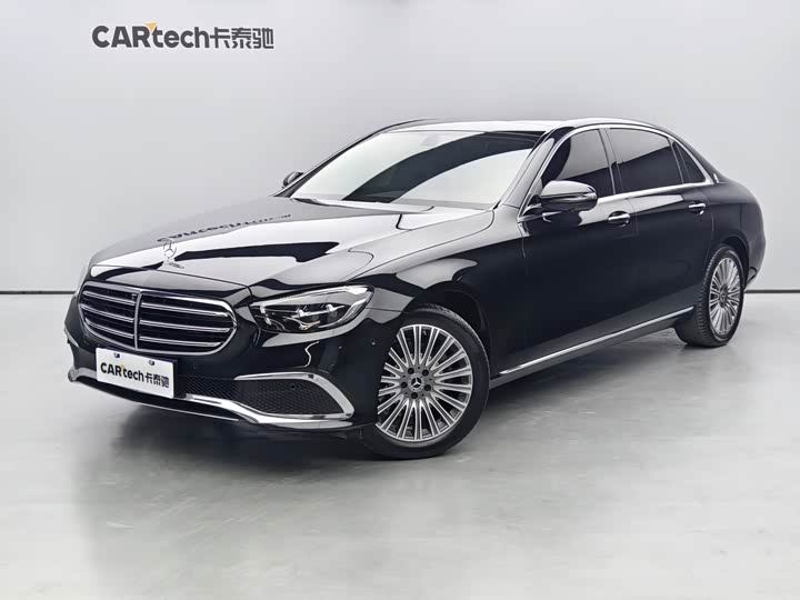 Фото 1 - Mercedes-Benz E-Class