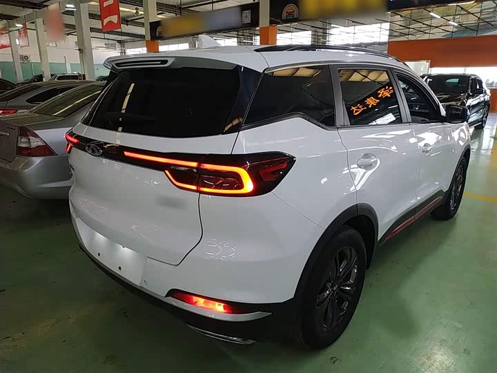 Фото 7 - Chery Tiggo 7