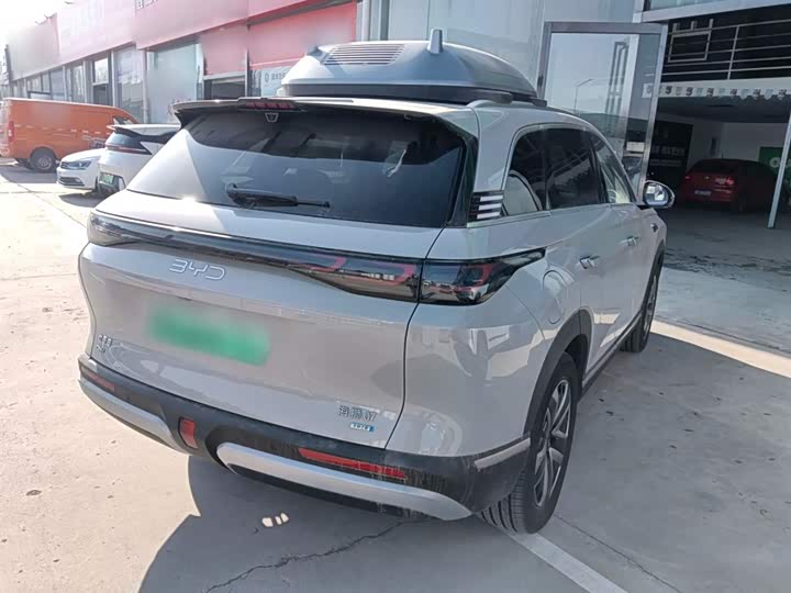 Фото 7 - BYD Sea Lion 07 DM-i Hybrid