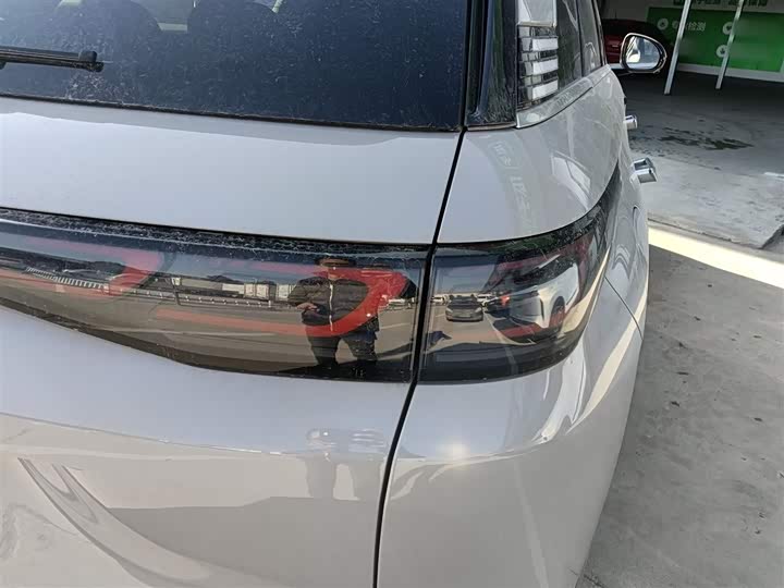 Фото 8 - BYD Sea Lion 07 DM-i Hybrid