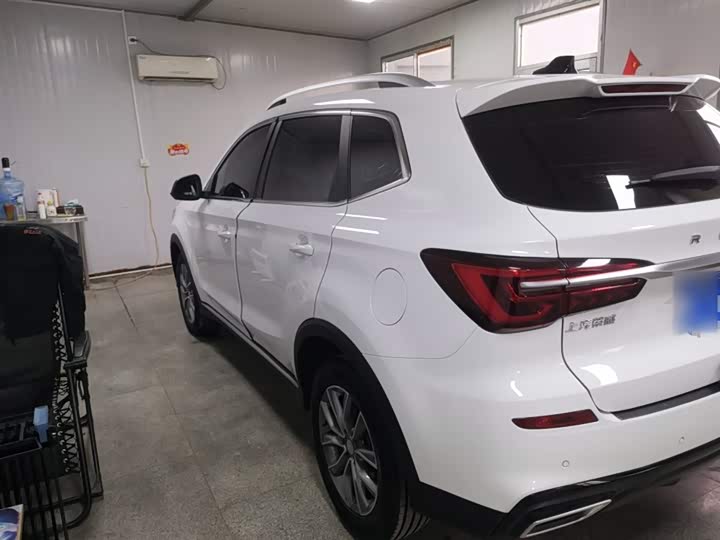 Фото 5 - Roewe RX5