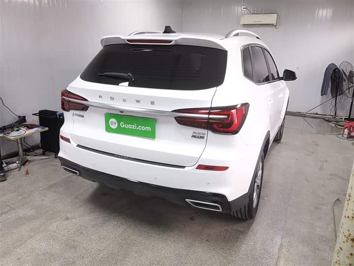 Фото 7 - Roewe RX5