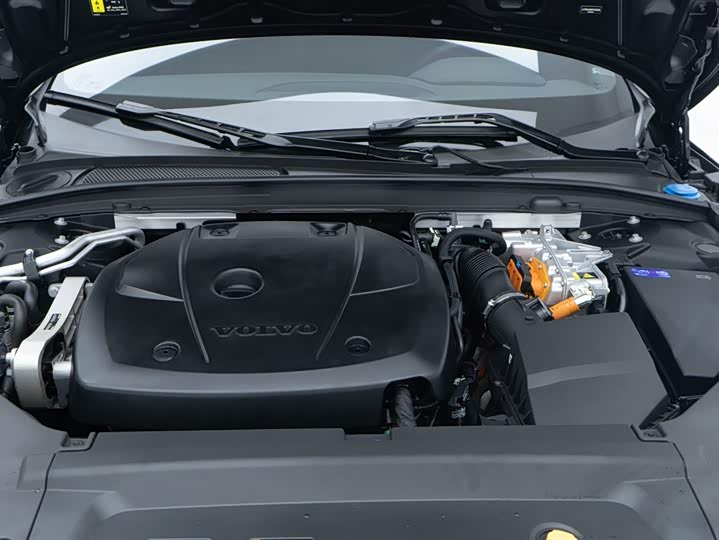 Фото 9 - Volvo S90 Hybrid